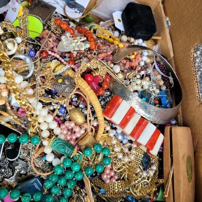 Sale Photo Thumbnail #179
