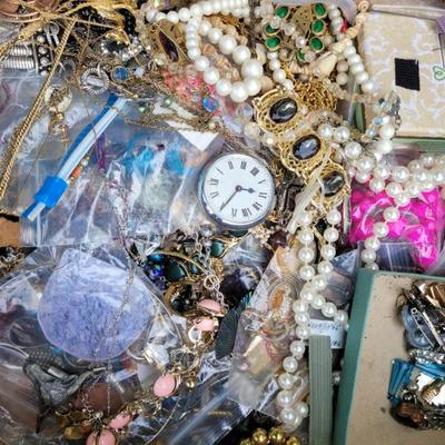 Sale Photo Thumbnail #151