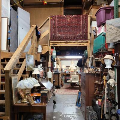 Sale Photo Thumbnail #653