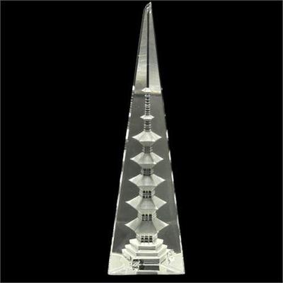 Lot 009 
Hoya Crystal Reverse Cut Obelisk Pagoda Spire