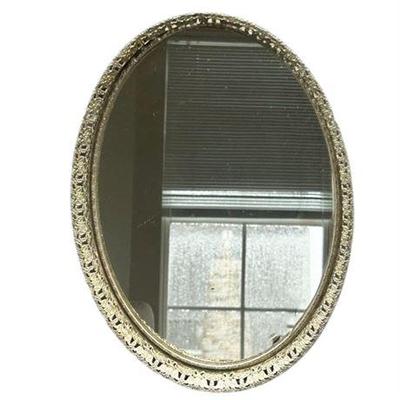 Lot 024   
Oval Vanity Mirror/Tray