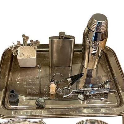 Lot 135   
Barware Collection