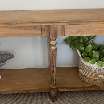 Everett Longwood Foyer Table (2nd Floor)