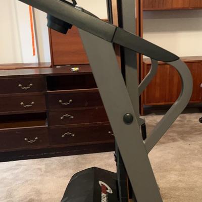 Healthrider Softstrider S300i Treadmill W/ Hand Weights