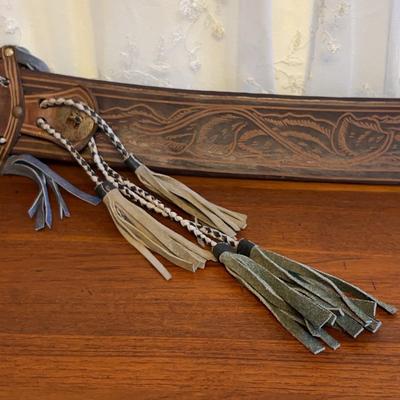 Honduran Machete In Leather Sheaf