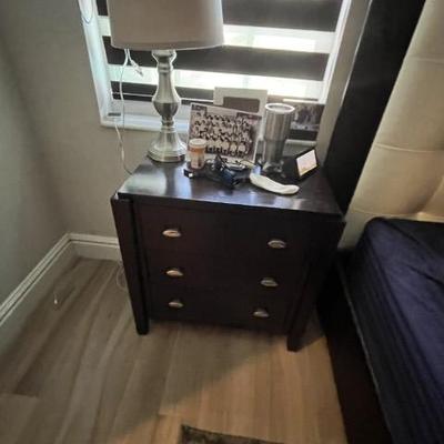 Sale Photo Thumbnail #5: Nightstand 