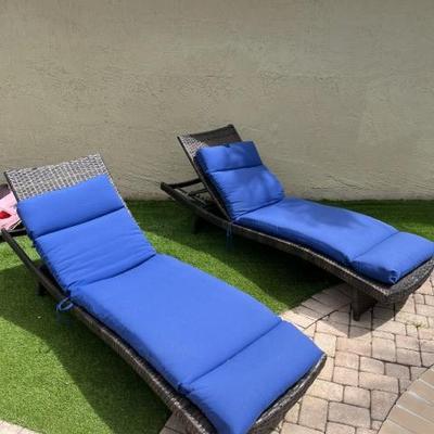 Sale Photo Thumbnail #31: Lounge Chairs