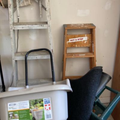 Garage Lot: Ladder, Step Stool, Wheelbarrow, and Storage Bin
