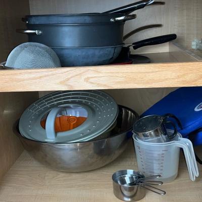 Kitchen Cookware and Baking Lot