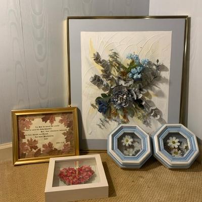 Wall Art / Faux Flower Decor