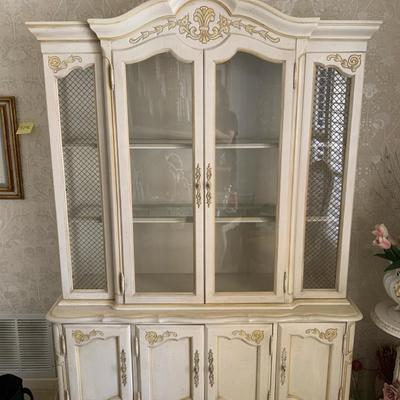 Vintage China Cabinet Hutch