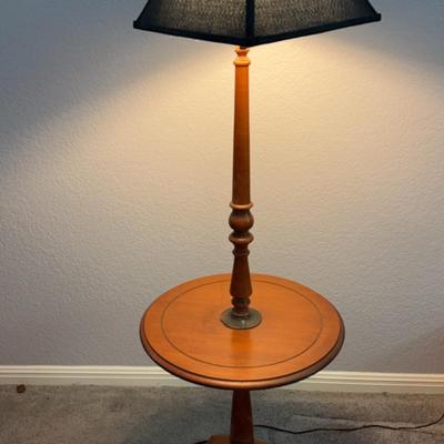 Floor lamp With Wooden Table