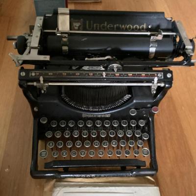 Antique 1897 New Royal Treadle Sewing Machine