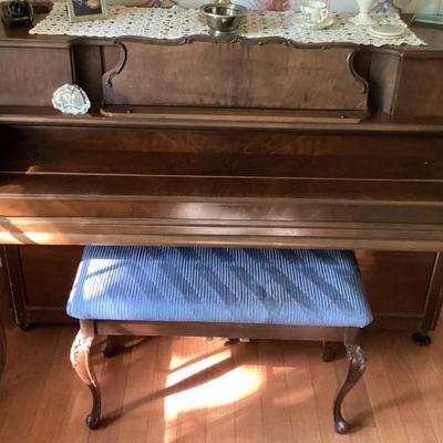Star Richmond Piano (1948)