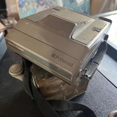 INSTAMATIC VINTAGE CAMERA