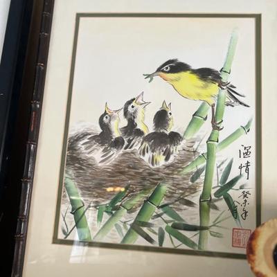 MOMMA BIRD FEEDING HER BABIES... VINTAGE JAPANESE ART.