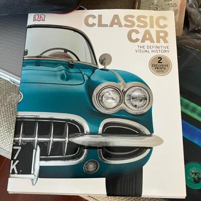 NICE COFFEE TABLE CLASSIC CAR BOOK.
