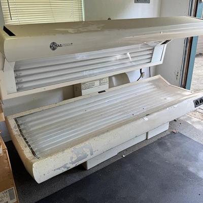 Tanning bed
