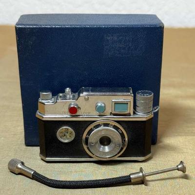 Vintage novelty camera lighter