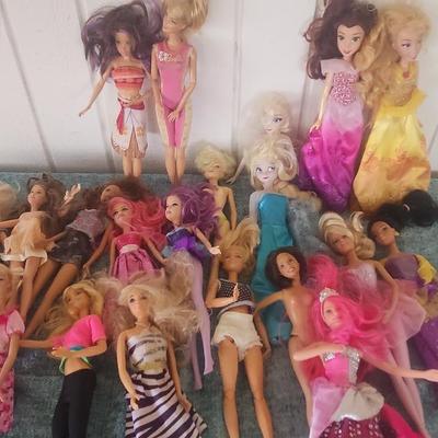 Barbie And Princess Dolls