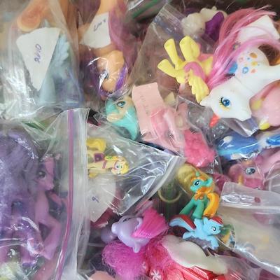 Vintage My Little Ponies Collectibles And Toys