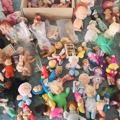 Mystery Lot: Vintage Dolls (Small)