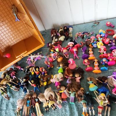 Mystery Lot Of Dolls And Figurines 