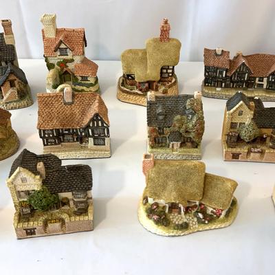 Vintage David Winter And Malcolm Cooper: Hand Painted And Handcrafted Cottages