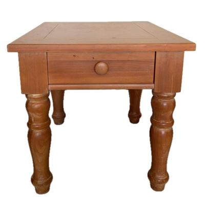 Broyhill End Table - Lot 2