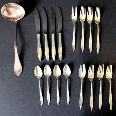 Heirloom Sterling Silver by Oneida 