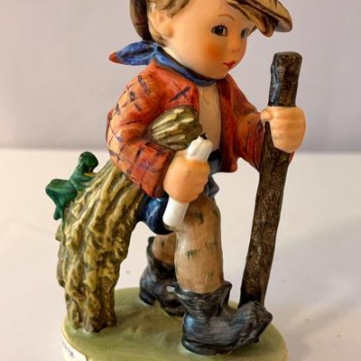 “On Secret Path” Hummel #386 - circa 1971