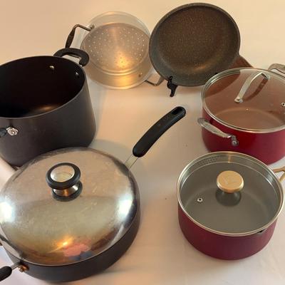 Pots And Pans With Lids