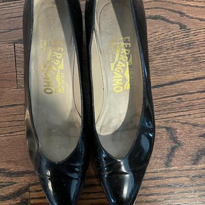 Salvatore Ferragamo Black Leather Heels Size 7AA