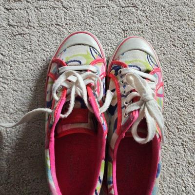 Coach Signature Barrett Poppy Sneaker shoes Q675 Women’s Size 7B