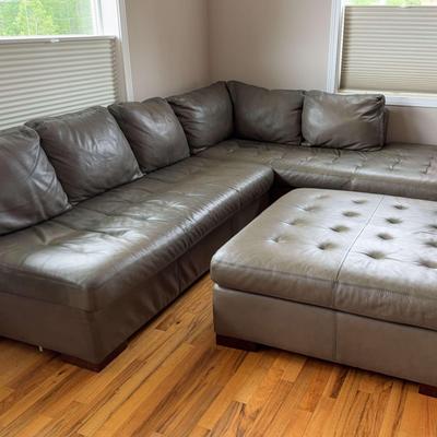 Gray Leather Sectional w/Large Ottoman