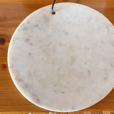 Natural Material Round Cutting Board 