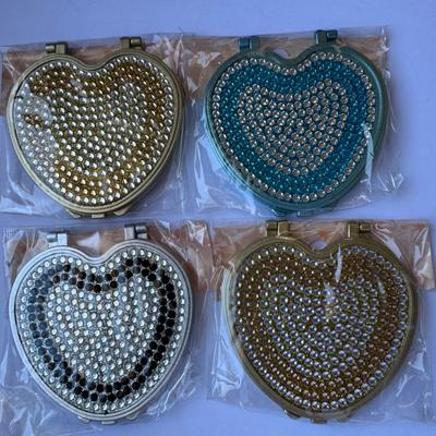 Double-sided compact mirrors (4pcs, heart/ assorted)