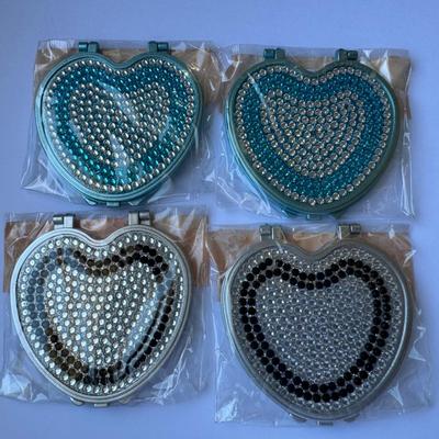 Double-sided compact mirrors (4pcs, heart)