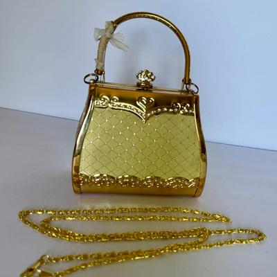 Gold evening bag + strap