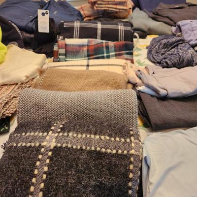 Sale Photo Thumbnail #104