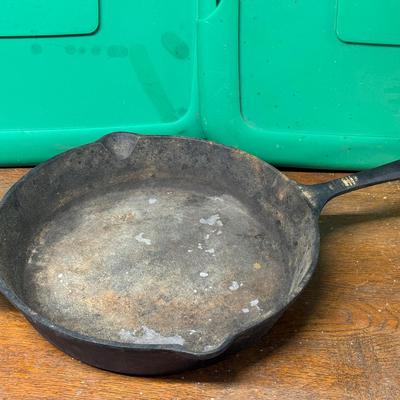 12” Cast Iron Pan