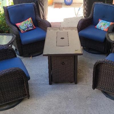 Cozy Backyard Bliss: Wicker Patio Set With Fire Pit Magic!