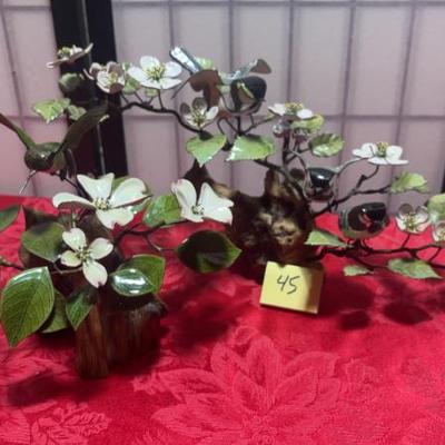 Sale Photo Thumbnail #63: 2 Dogwood metal and ceramic flowers