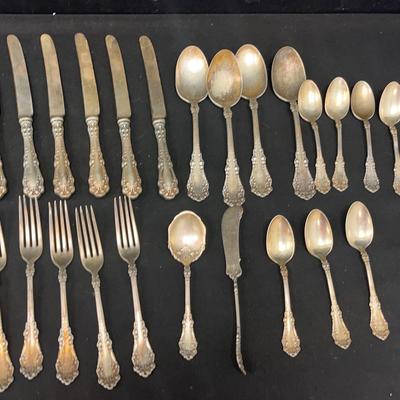 Rogers Bros Triple Plate Flatware “Berkshire”