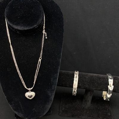 Silver tone Jewelry