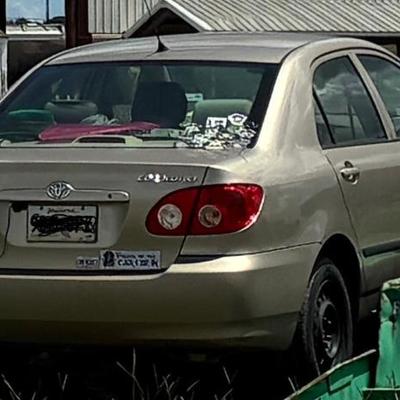 Parts Car 2006 Toyota Corolla 40,000 Miles on the engine and Transition.  Title