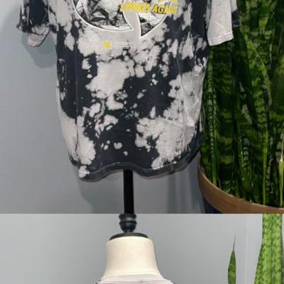 Wutang tie dyed tee sz xl 1)