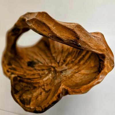 Sale Photo Thumbnail #56: Vintage hand carved wooden basket jen8085 $34.99   - Warehouse: AAA Vintage 712 L And A Rd Suite B Metairie, LA 70001 Hours By Appointment Thursday - Saturday 10-4