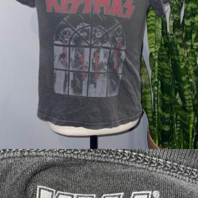Kiss 2017 merry kissmas lucky brand thrashed tee sz small