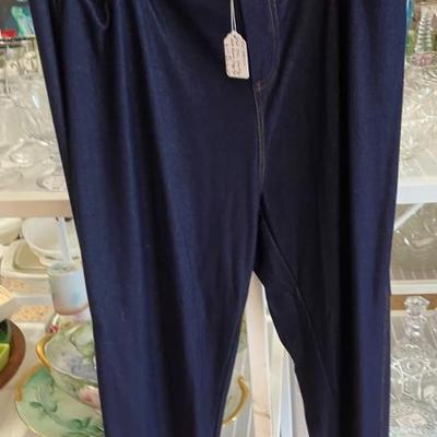 Sale Photo Thumbnail #67: Women s size 3xl denim jeggings aaa2612 $20.00   - AAA Vintage 9017 Airline HWY New Orleans, LA 70118 Hours 10-4 Monday - Saturday
